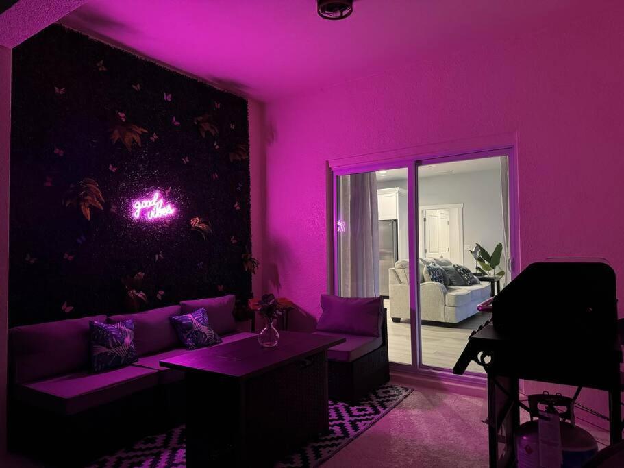 Brand New Tampa Oasis With Private Jacuzzi Retreat Villa Lutz Exteriör bild