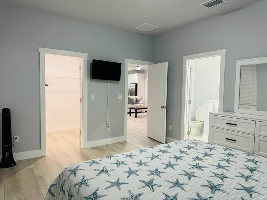 Brand New Tampa Oasis With Private Jacuzzi Retreat Villa Lutz Exteriör bild