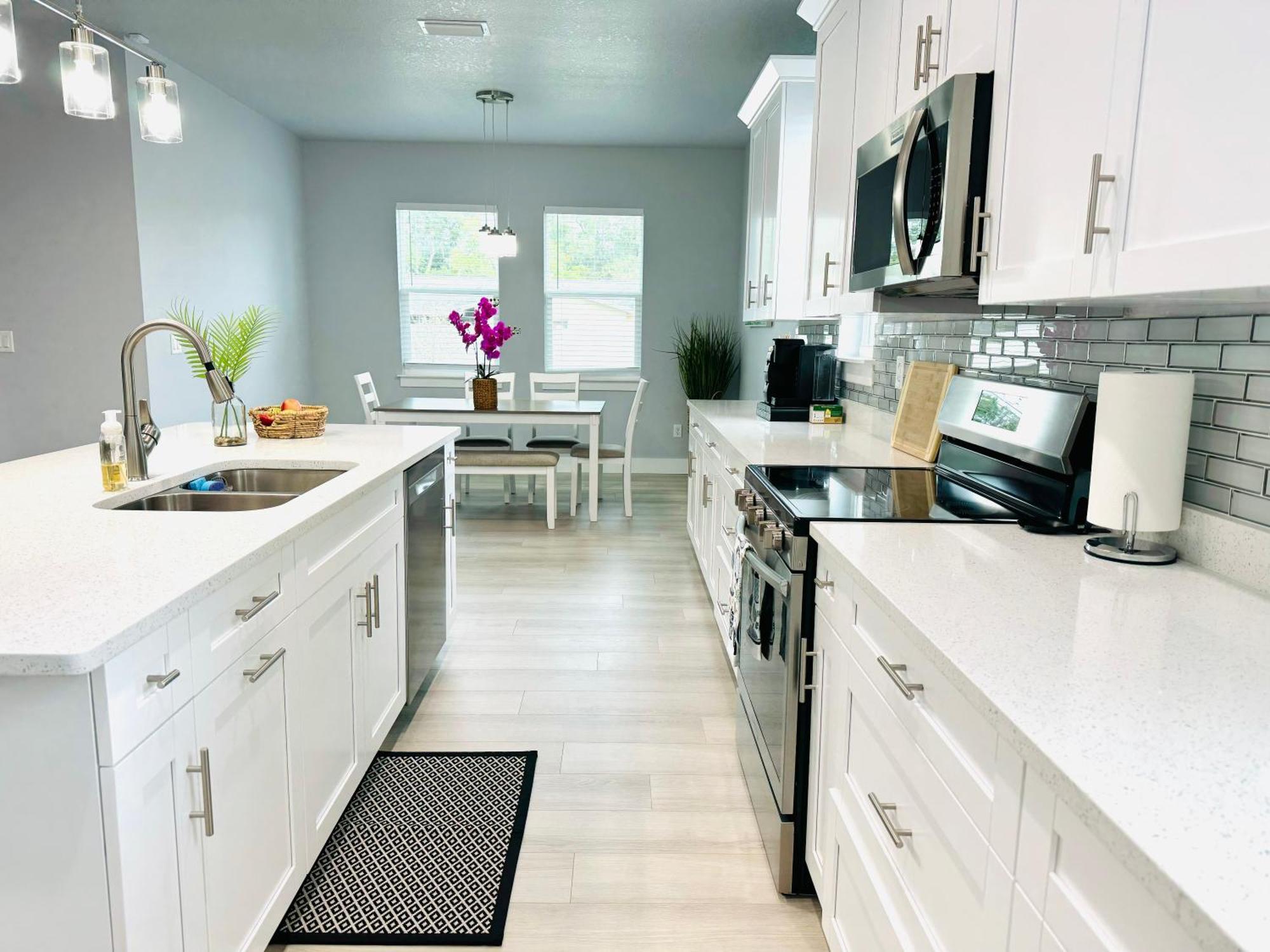 Brand New Tampa Oasis With Private Jacuzzi Retreat Villa Lutz Exteriör bild