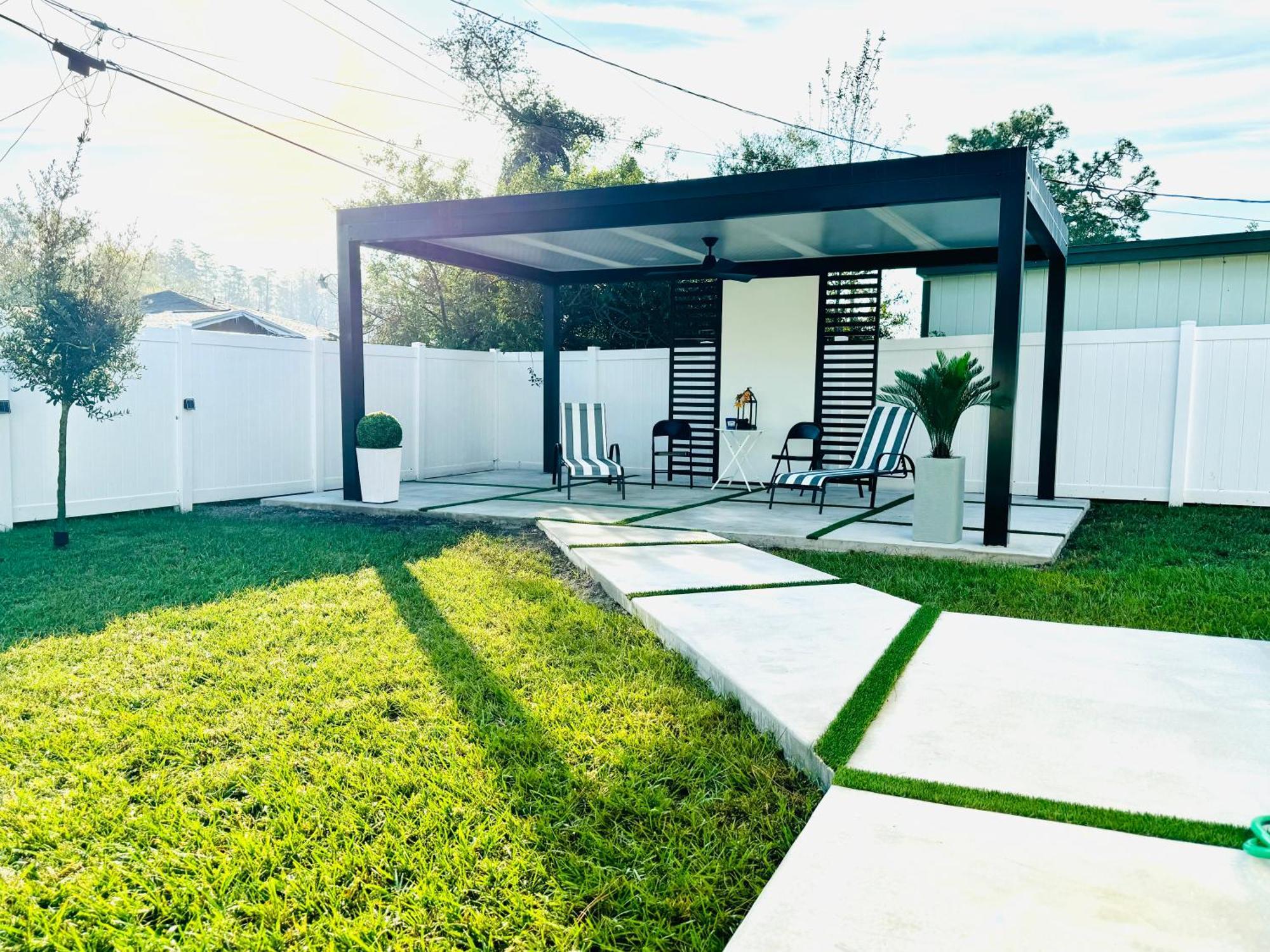 Brand New Tampa Oasis With Private Jacuzzi Retreat Villa Lutz Exteriör bild