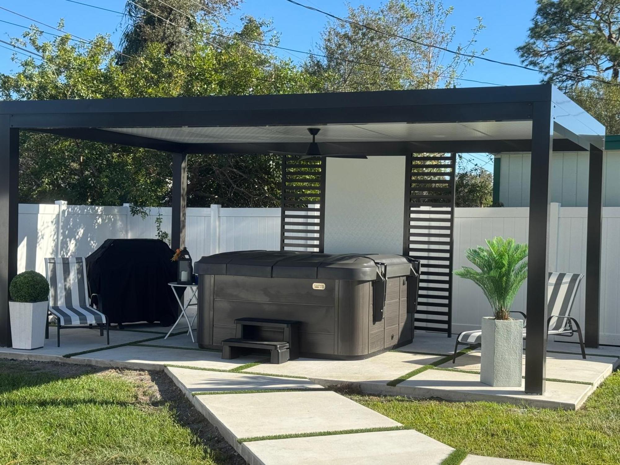 Brand New Tampa Oasis With Private Jacuzzi Retreat Villa Lutz Exteriör bild
